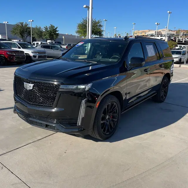 2022 Cadillac Escalade Sport