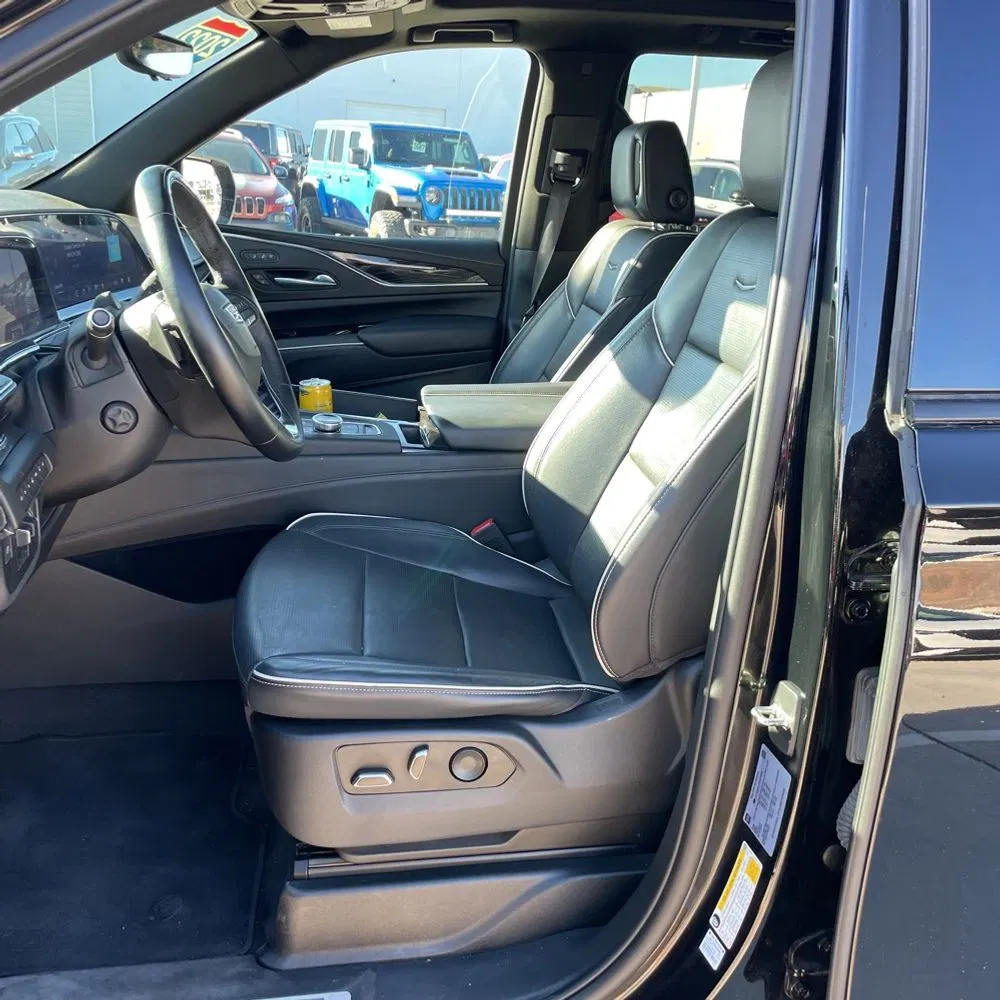 2022 Cadillac Escalade Sport