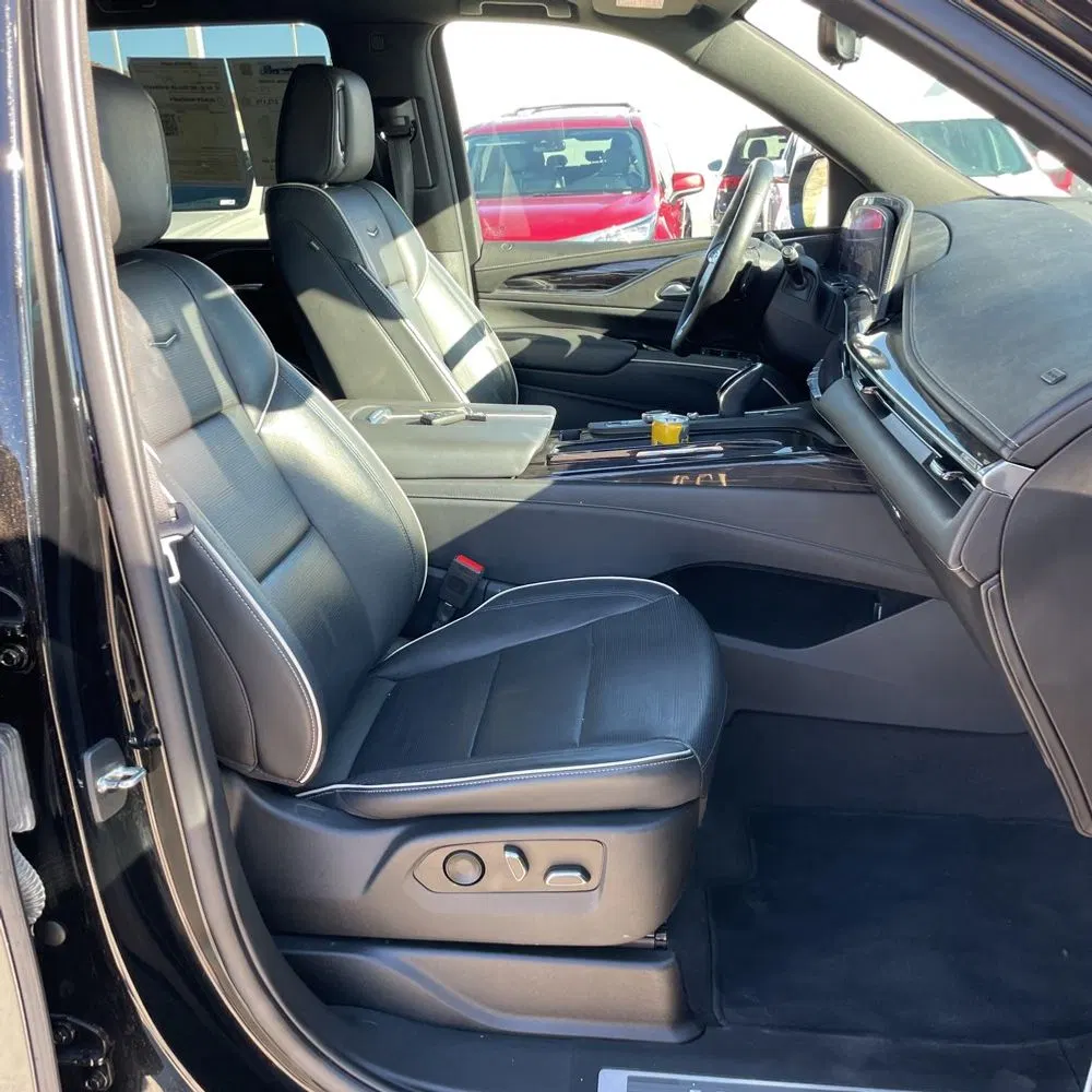 2022 Cadillac Escalade Sport