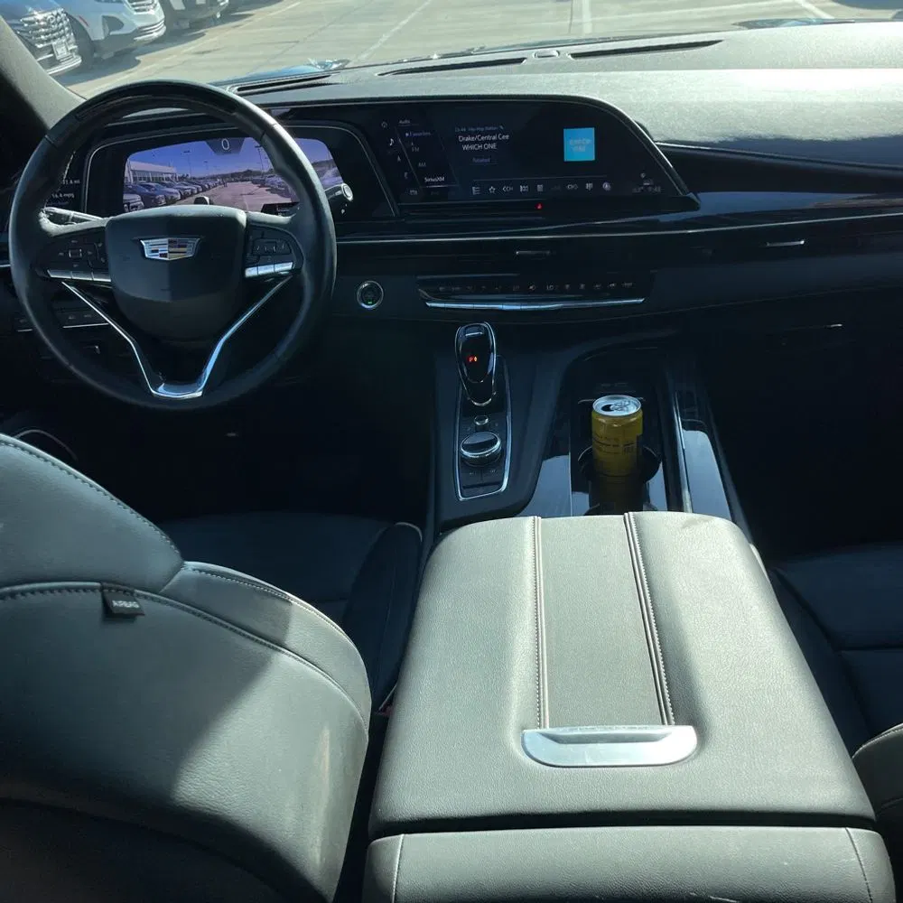 2022 Cadillac Escalade Sport