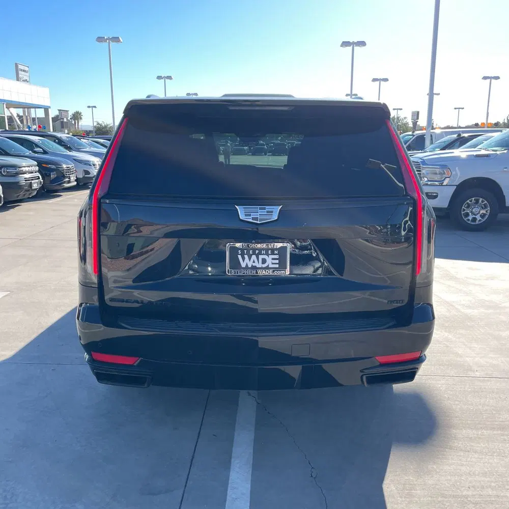 2022 Cadillac Escalade Sport