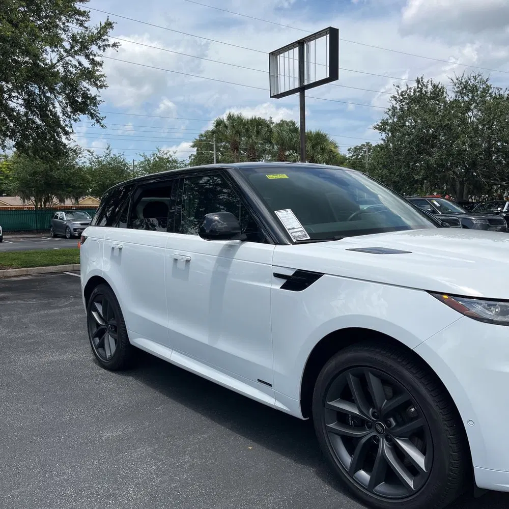 2024 Land Rover Range Rover Sport P550e Autobiography