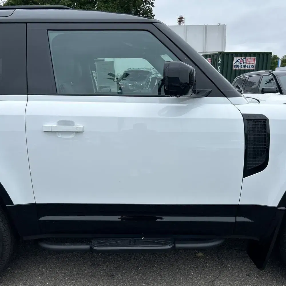 2024 Land Rover Defender 90 P400 X-Dynamic SE