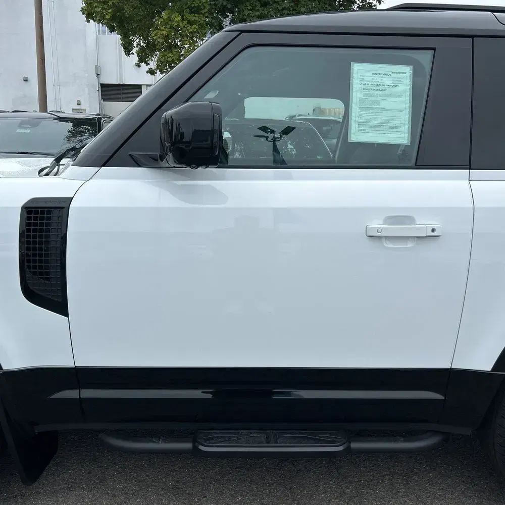 2024 Land Rover Defender 90 P400 X-Dynamic SE