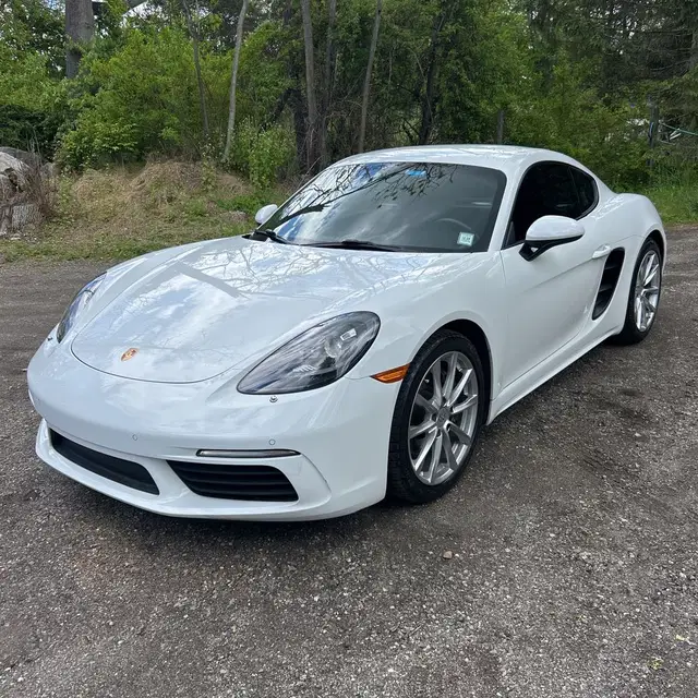 2018 Porsche 718 Cayman Base