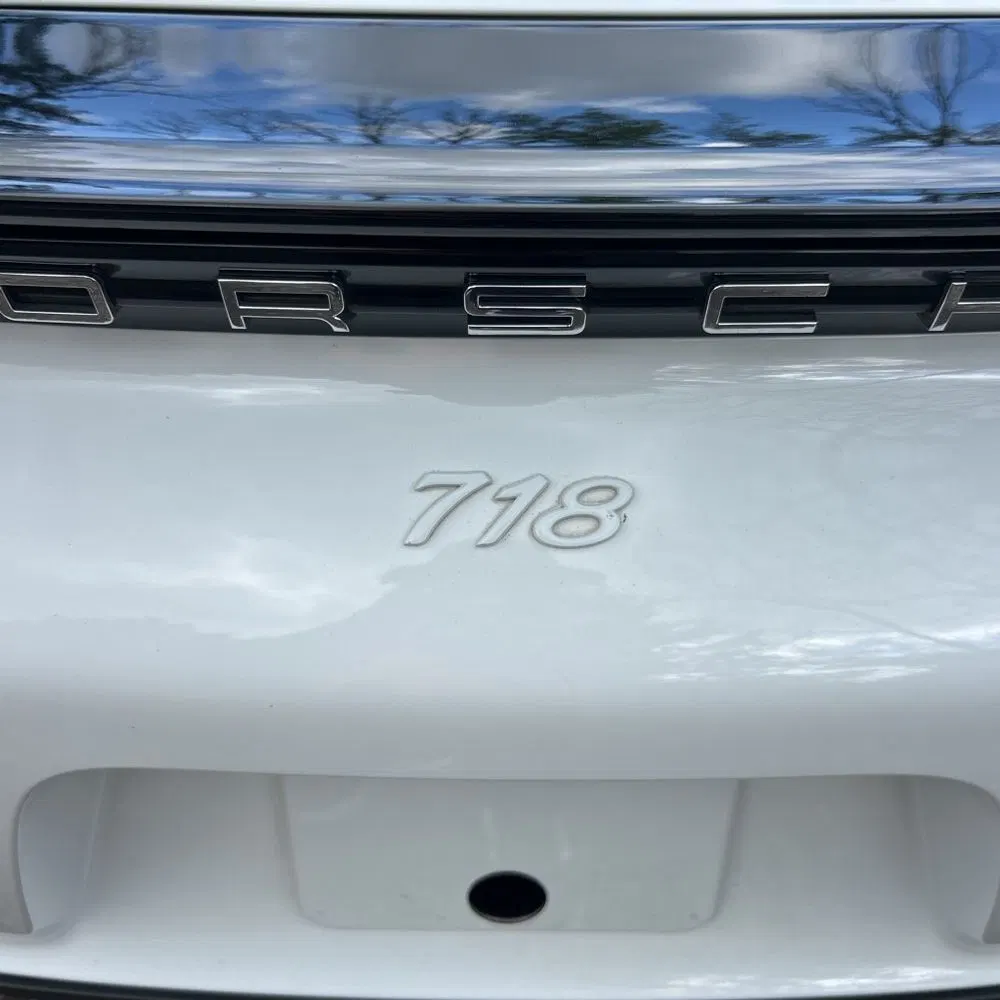 2018 Porsche 718 Cayman Base