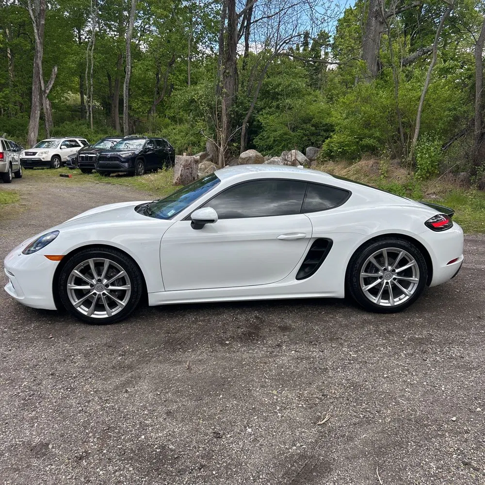 2018 Porsche 718 Cayman Base