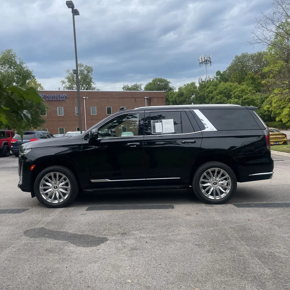 2023 Cadillac Escalade Premium Luxury