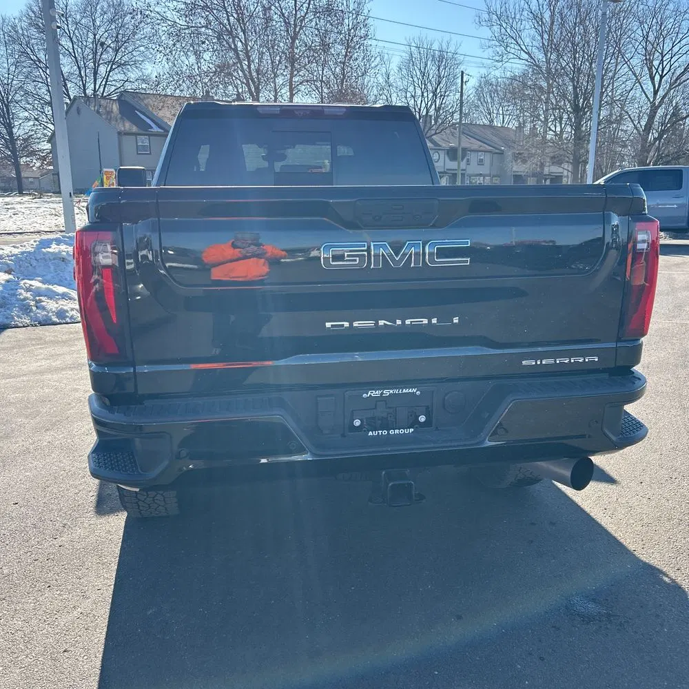 2024 GMC Sierra 3500HD Denali Ultimate