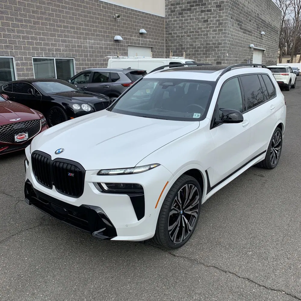 2024 BMW X7 M60i