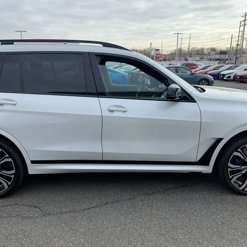 2024 BMW X7 M60i