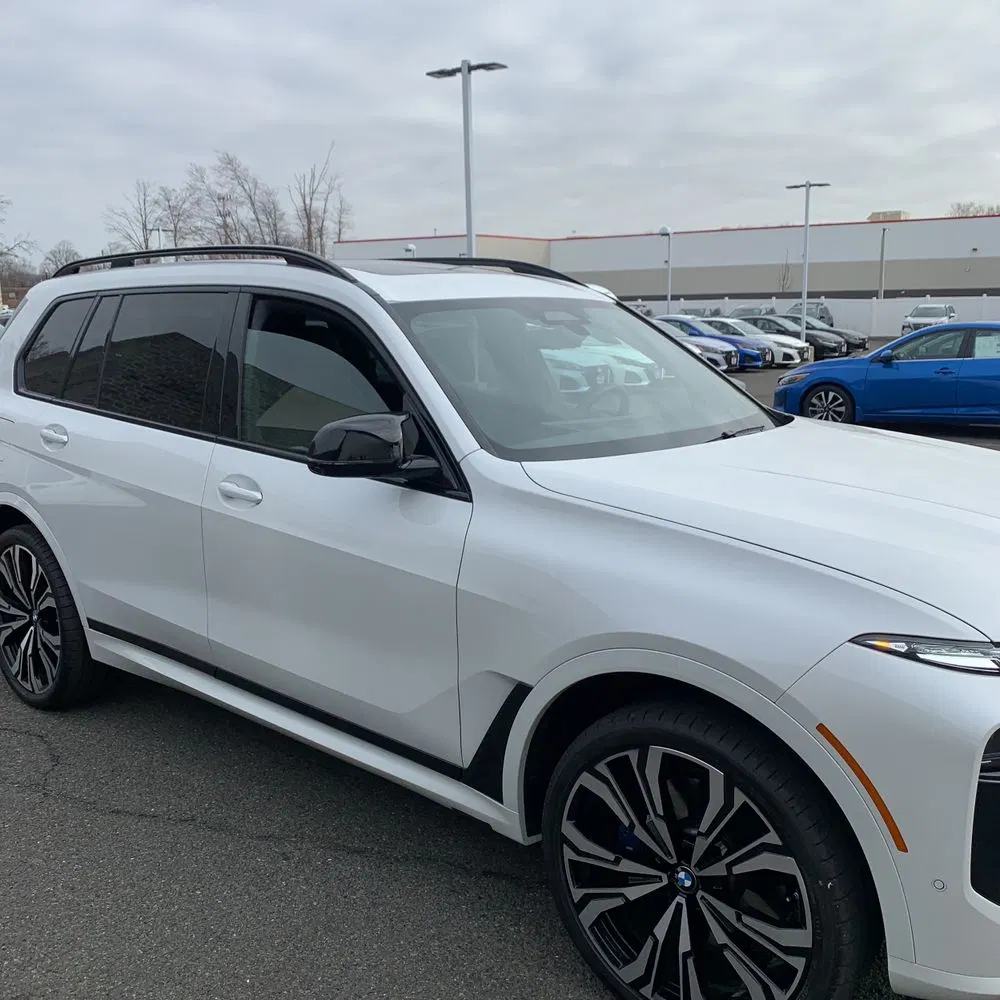 2024 BMW X7 M60i