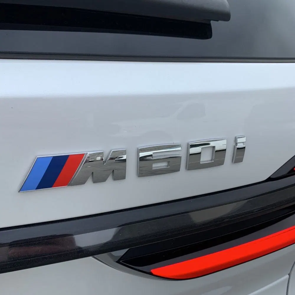 2024 BMW X7 M60i