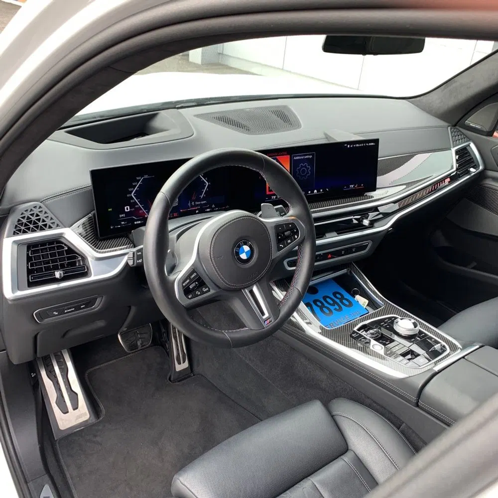 2024 BMW X7 M60i