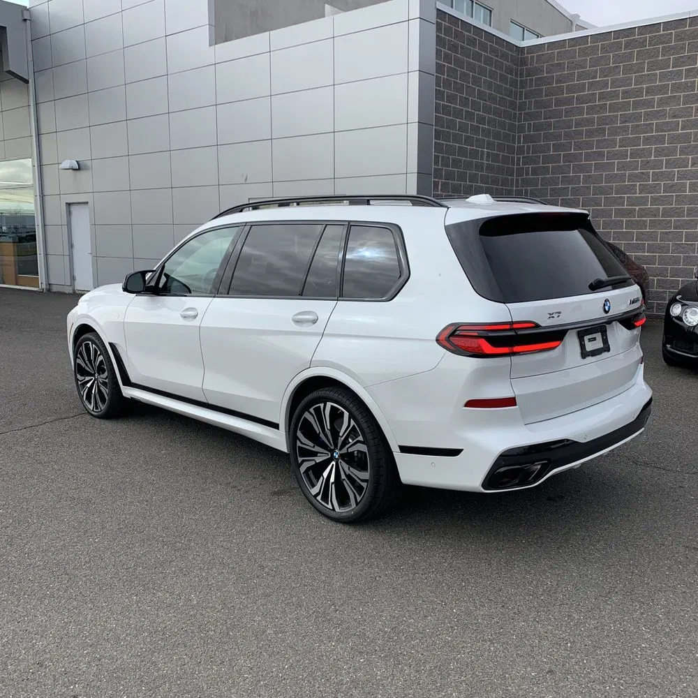 2024 BMW X7 M60i