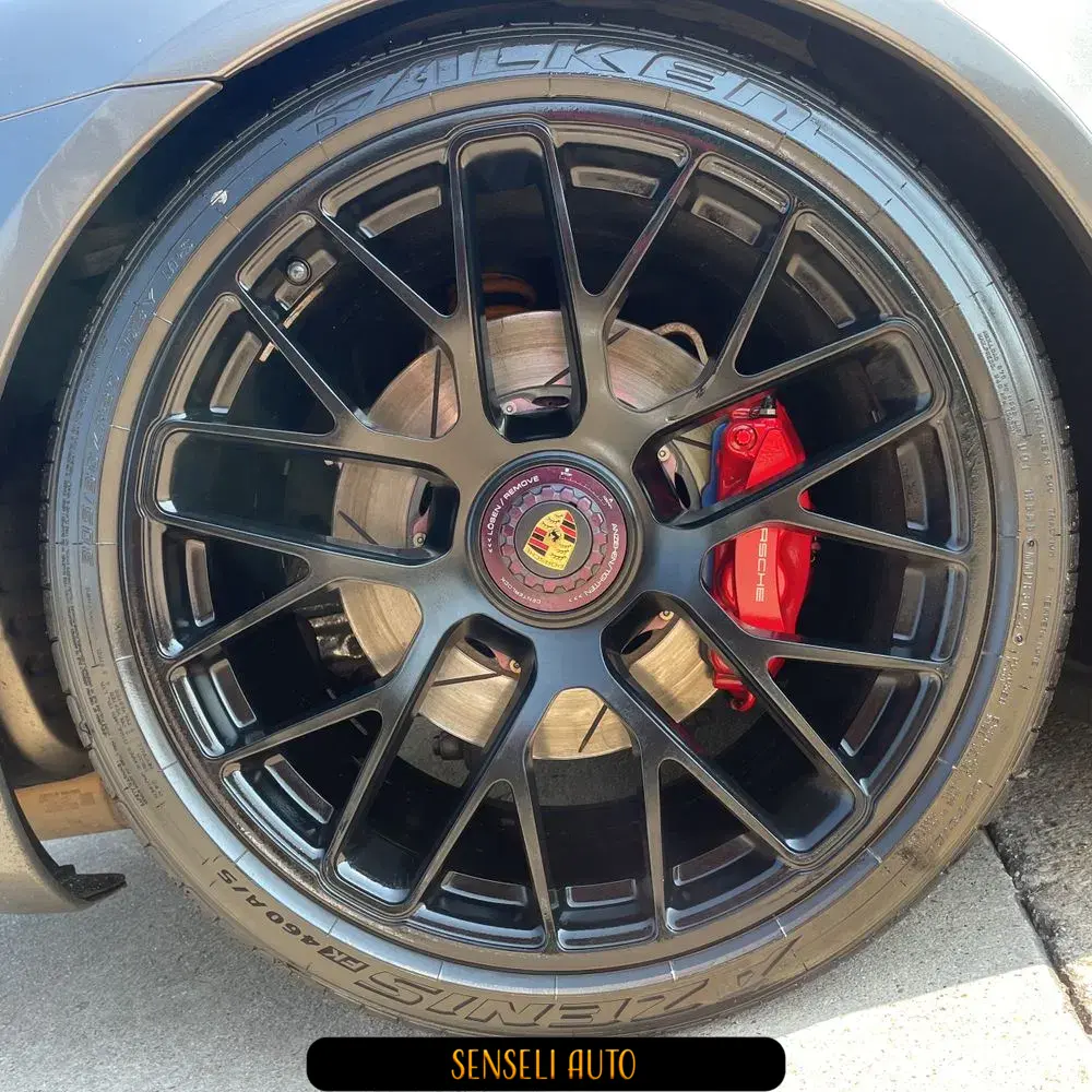 2016 Porsche 911 Carrera 2 GTS