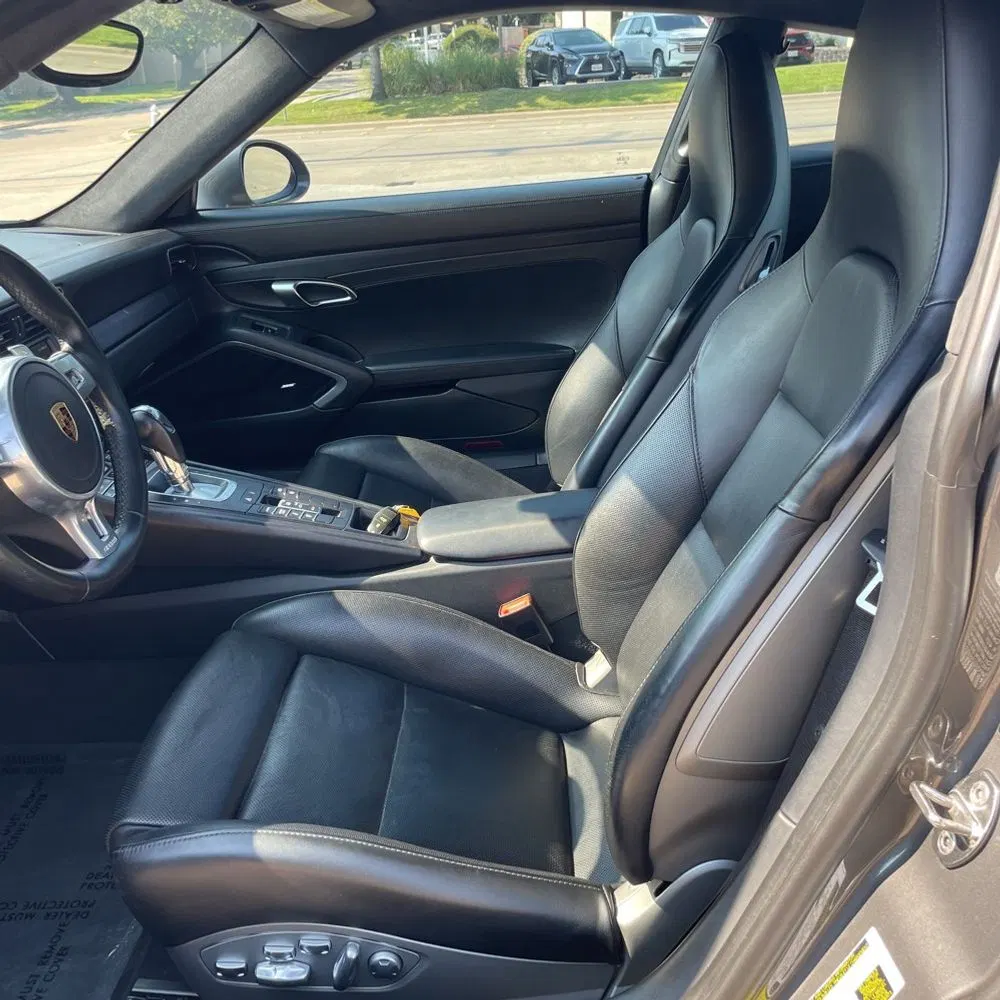 2016 Porsche 911 Carrera 2 GTS