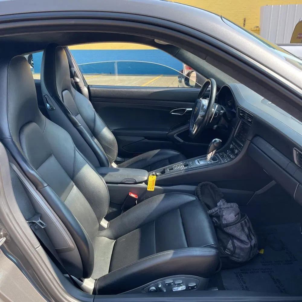 2016 Porsche 911 Carrera 2 GTS