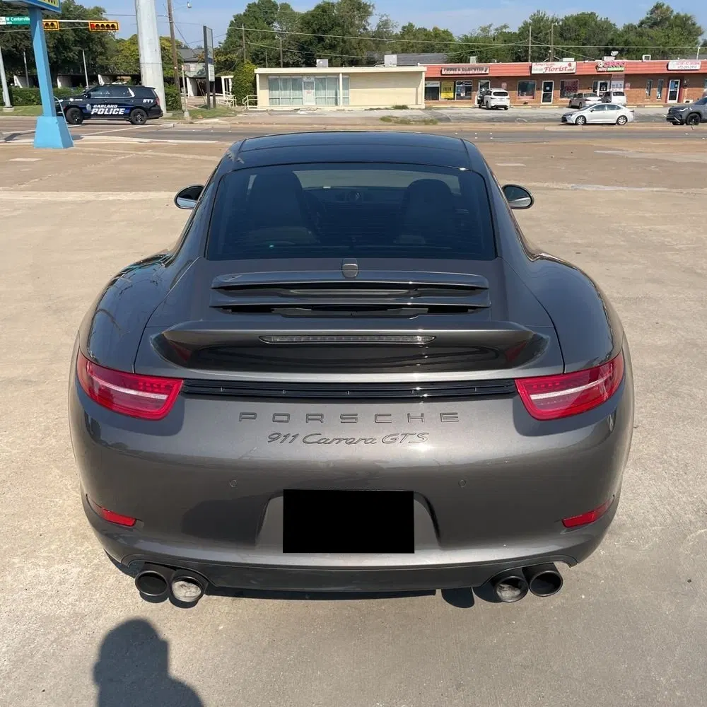 2016 Porsche 911 Carrera 2 GTS