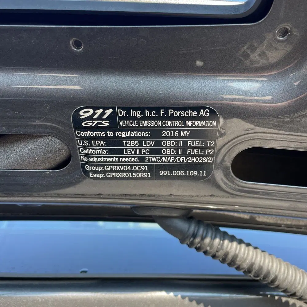 2016 Porsche 911 Carrera 2 GTS