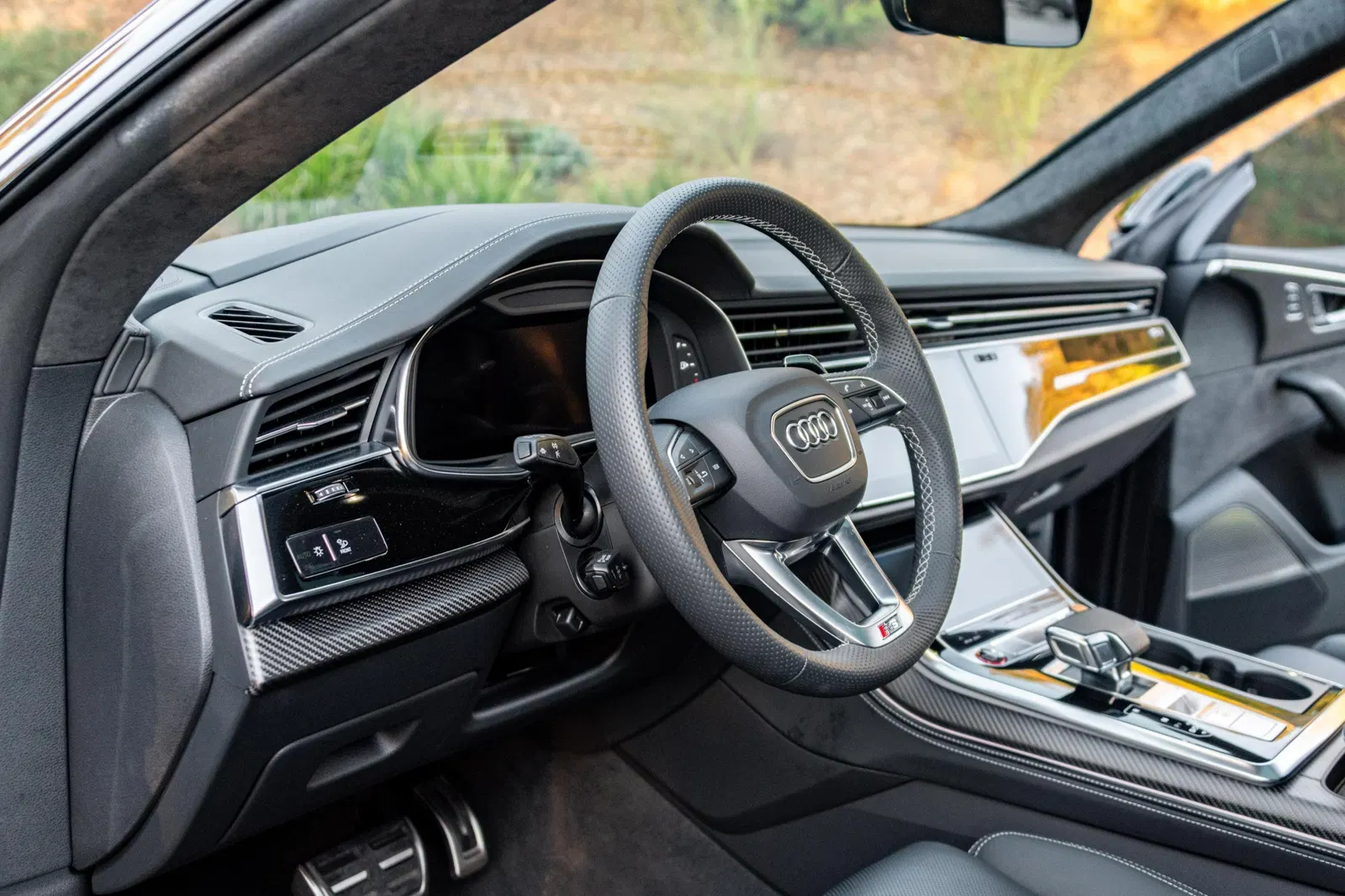 2022 Audi RS Q8 - ~1,500 Miles, 591-hp Twin-Turbo V8, Highly Equipped, Mostly Unmodified