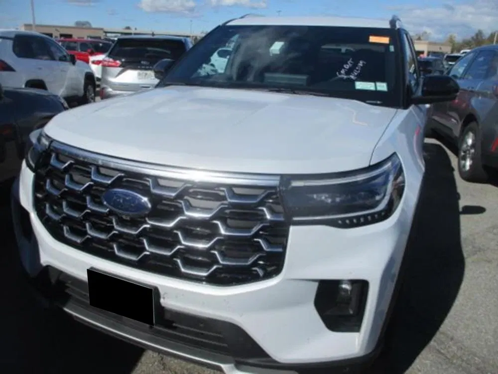2025 Ford Explorer Platinum