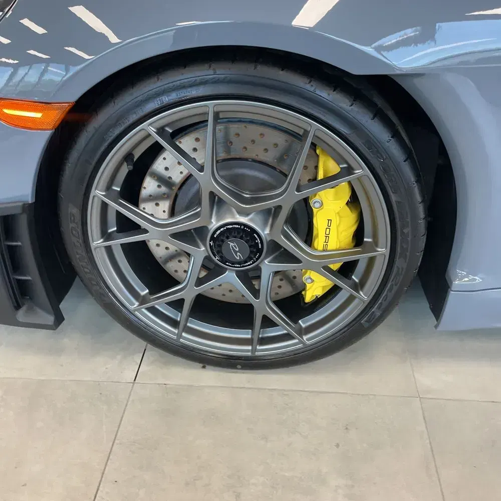 2025 Porsche 718 Boxster Spyder RS