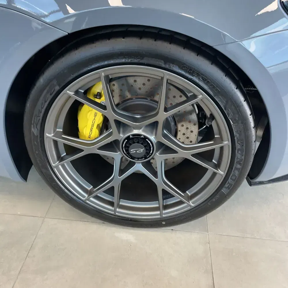 2025 Porsche 718 Boxster Spyder RS