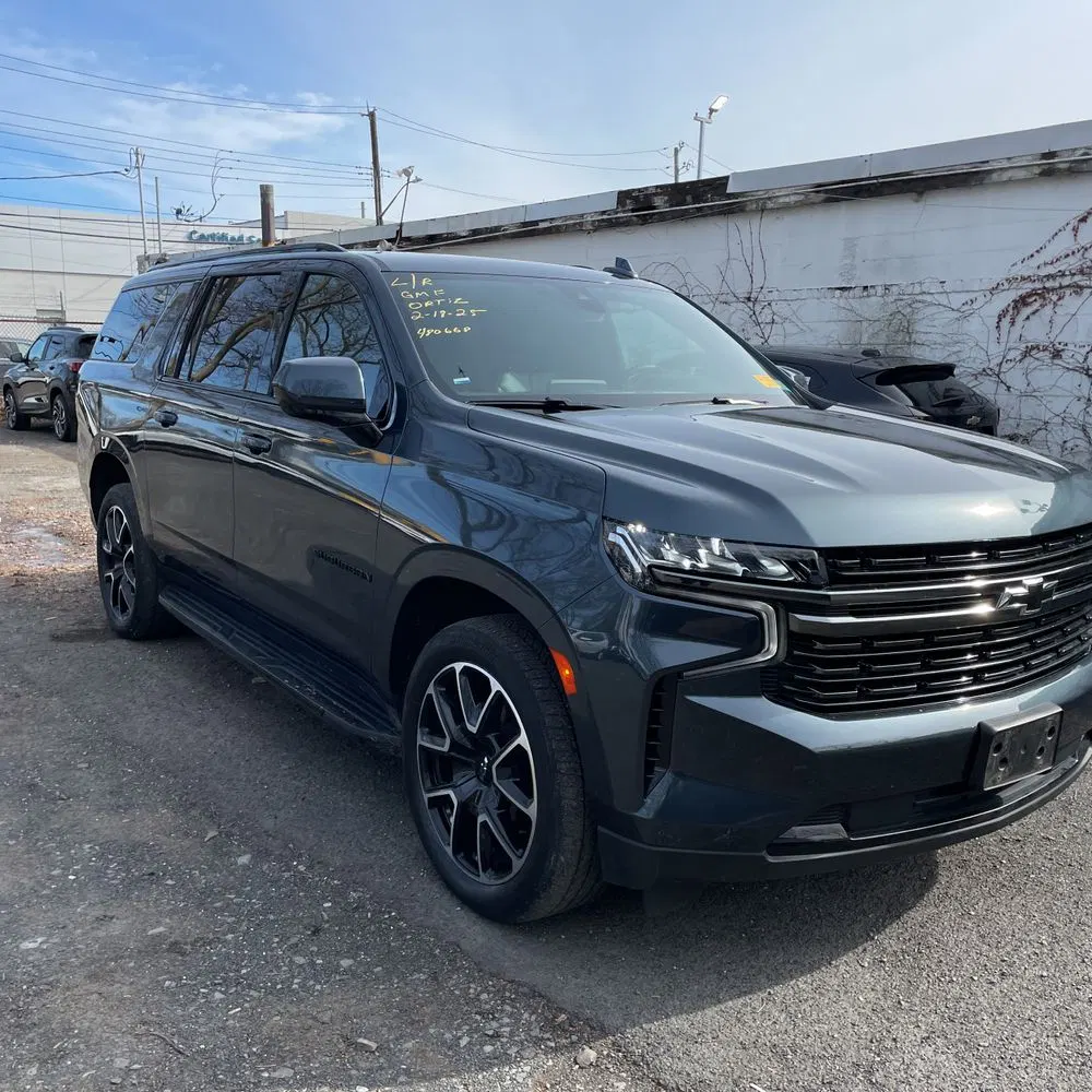 2021 Chevrolet Suburban RST
