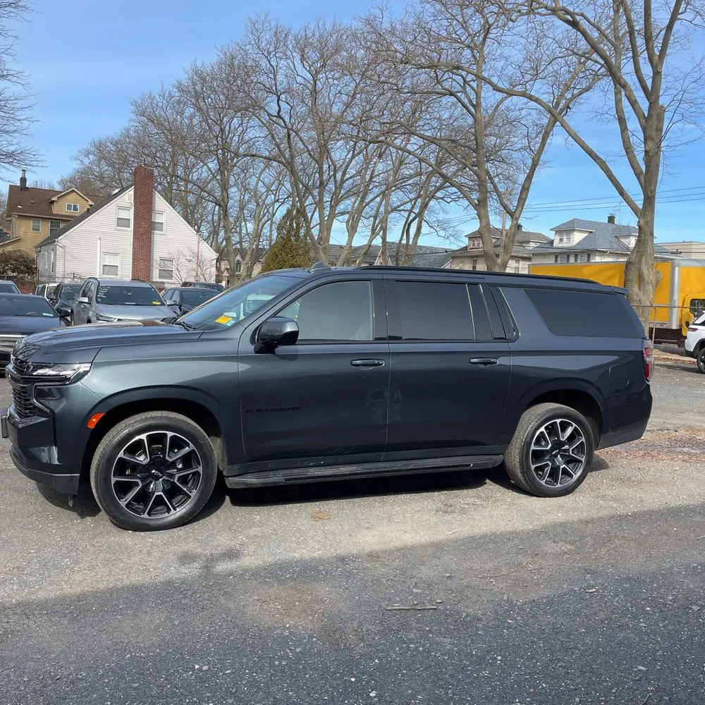 2021 Chevrolet Suburban RST