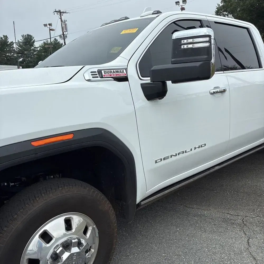 2025 GMC Sierra 3500HD Denali