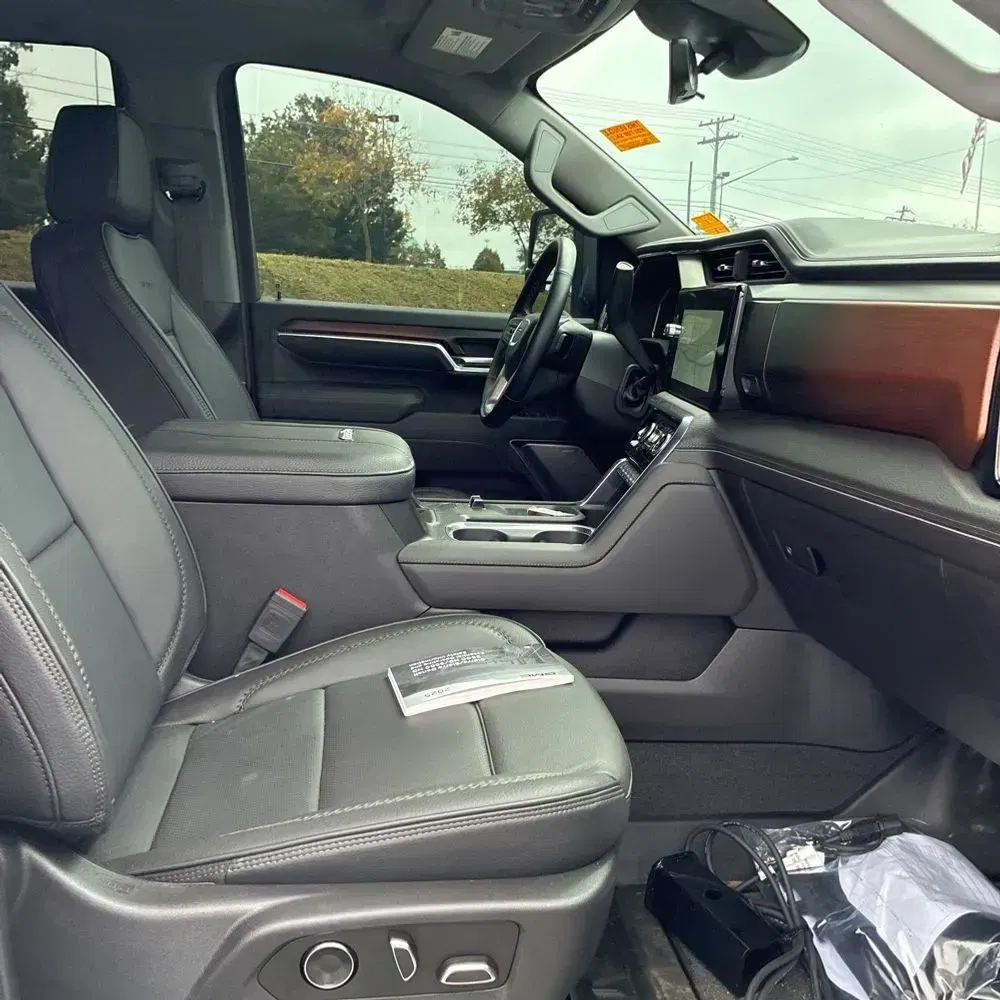 2025 GMC Sierra 3500HD Denali