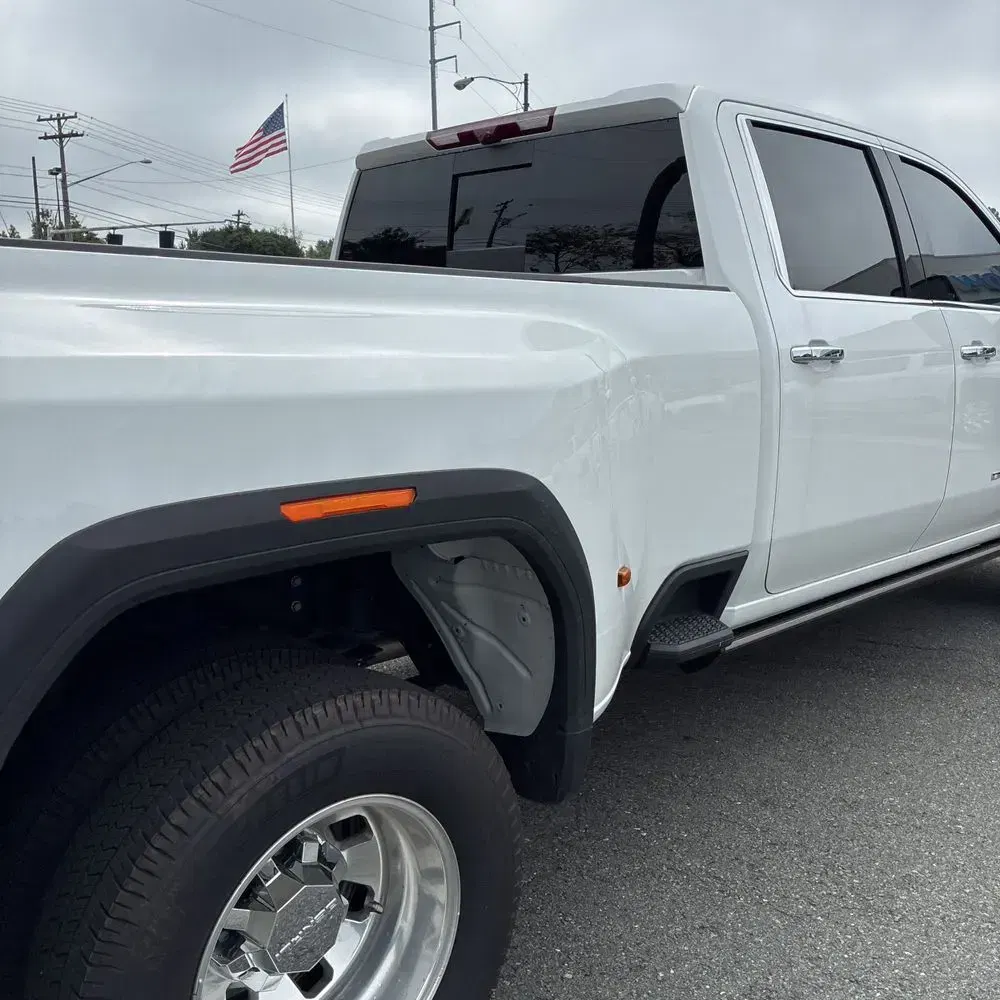 2025 GMC Sierra 3500HD Denali