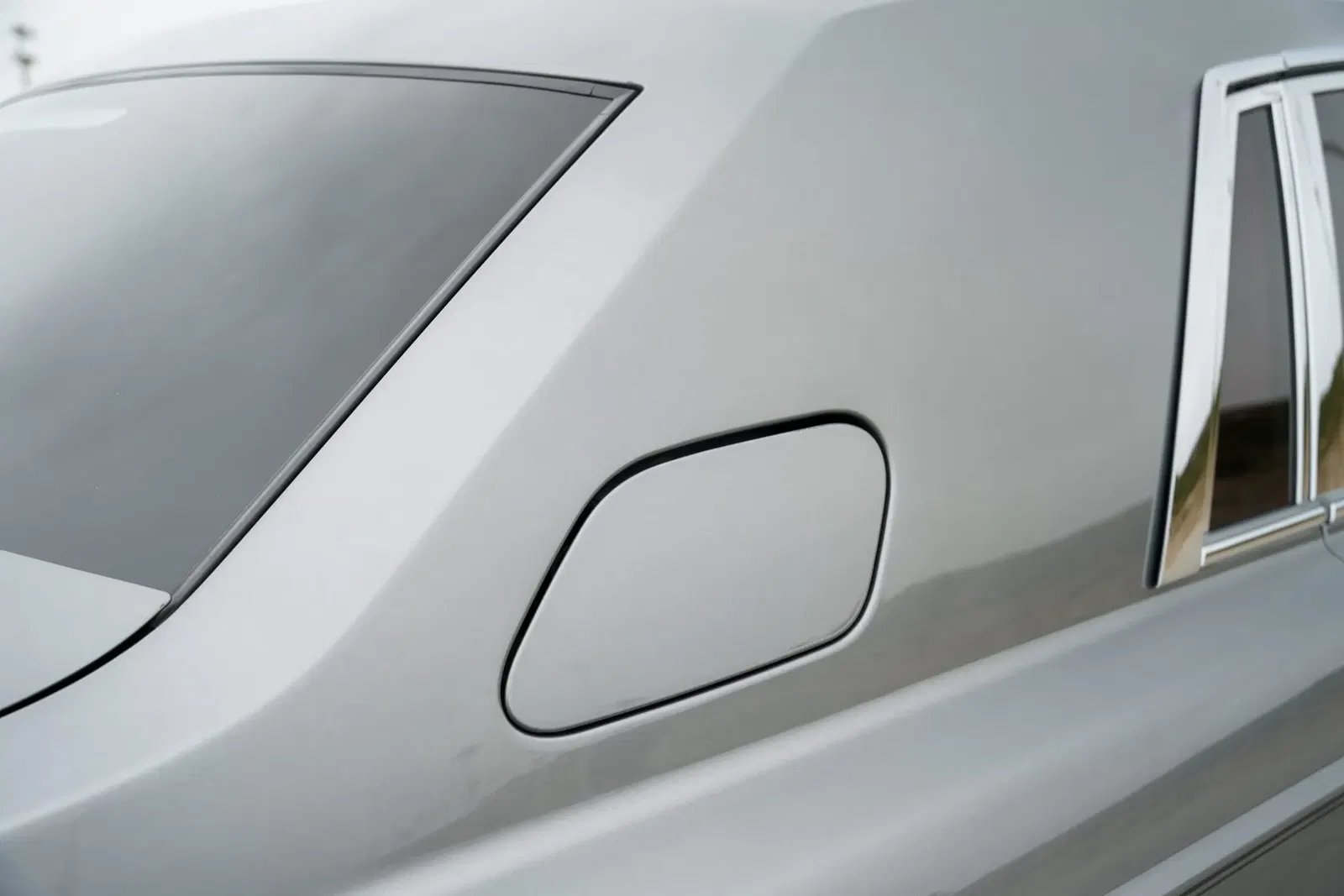 10k-Mile 2015 Rolls-Royce Phantom
