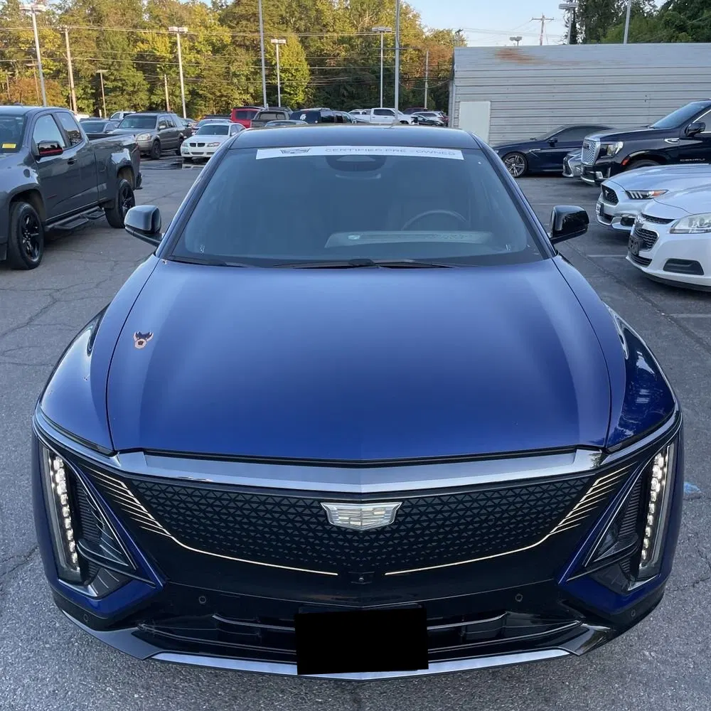 2024 Cadillac LYRIQ Sport 1