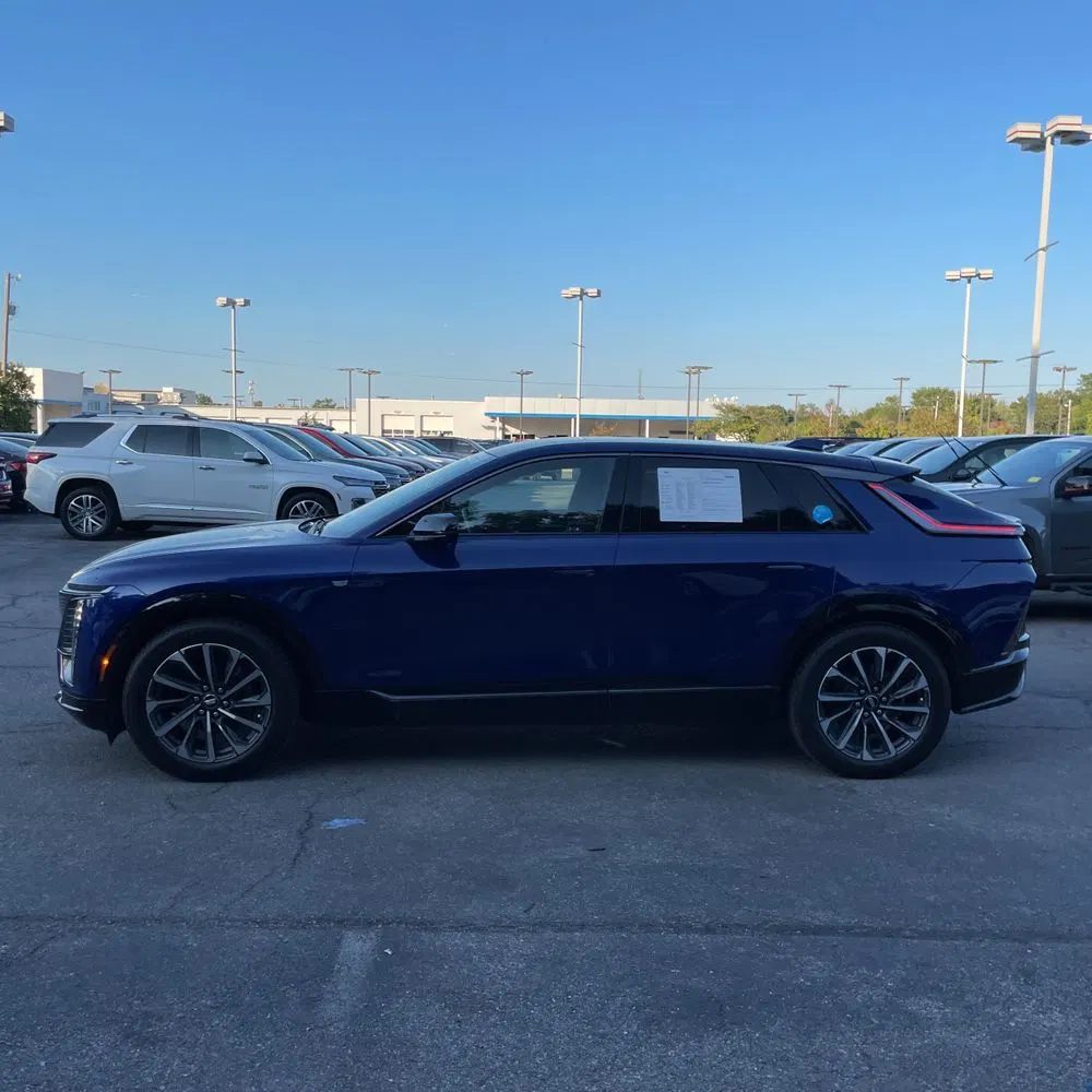 2024 Cadillac LYRIQ Sport 1
