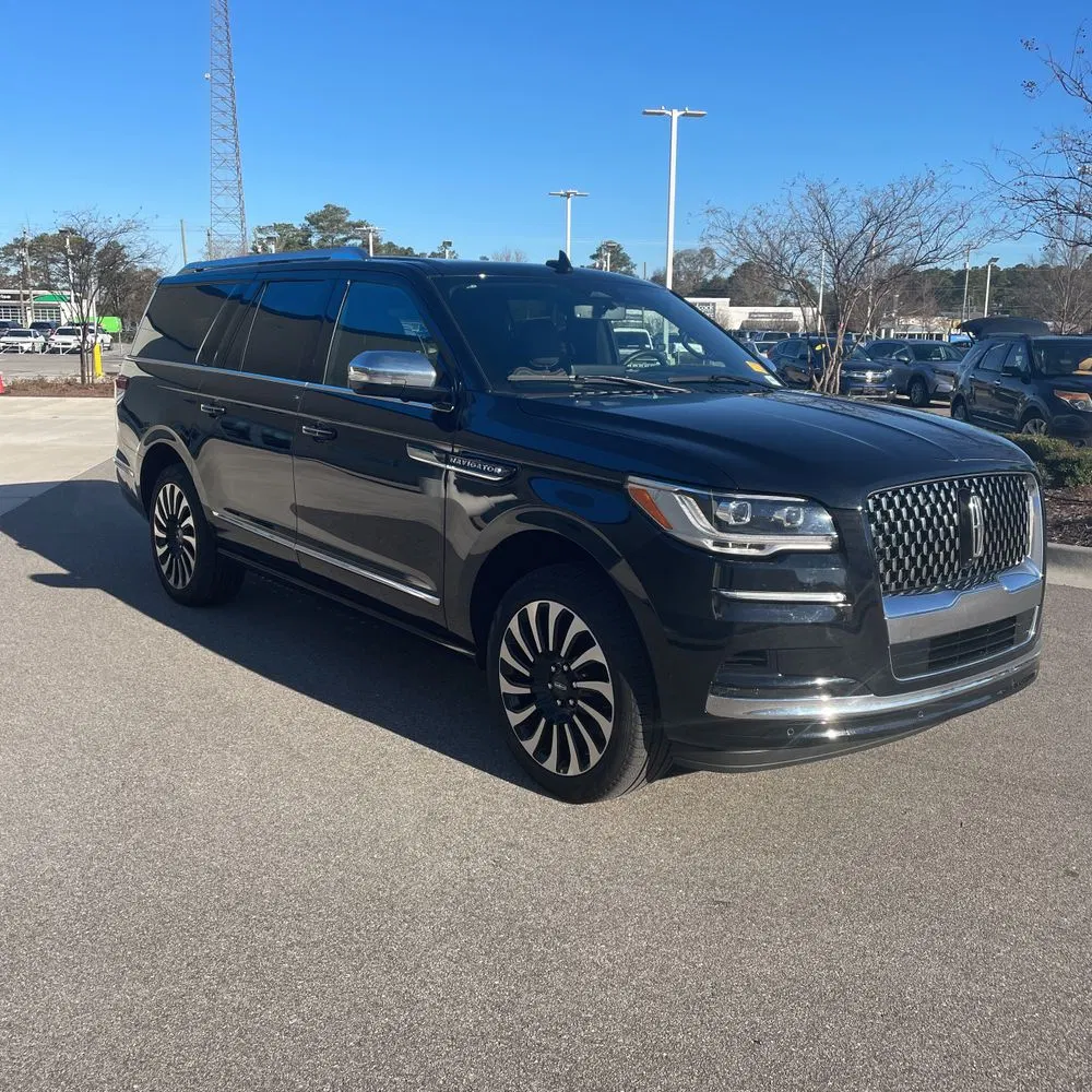 2024 Lincoln Navigator L Black Label
