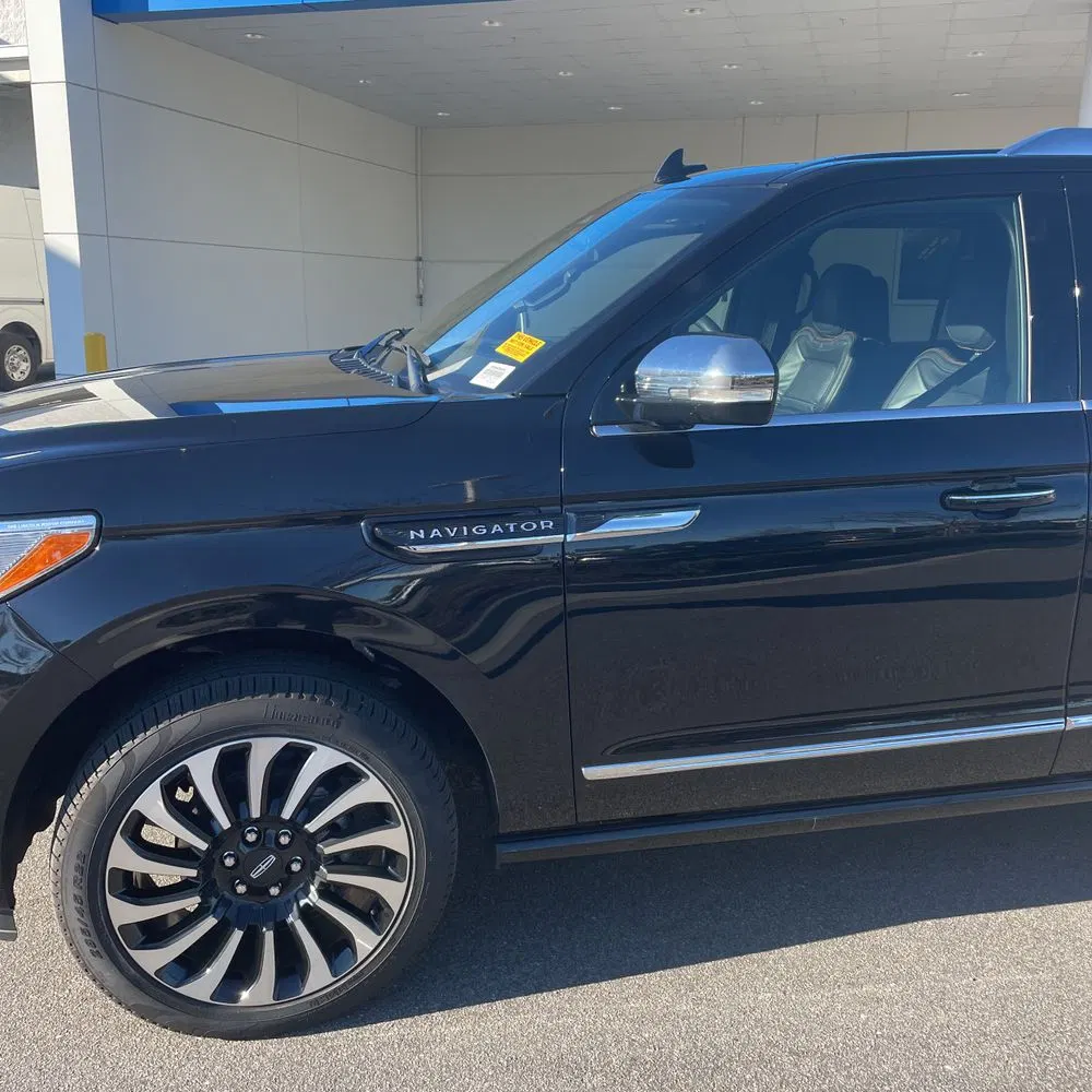 2024 Lincoln Navigator L Black Label