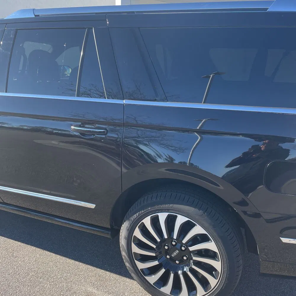 2024 Lincoln Navigator L Black Label