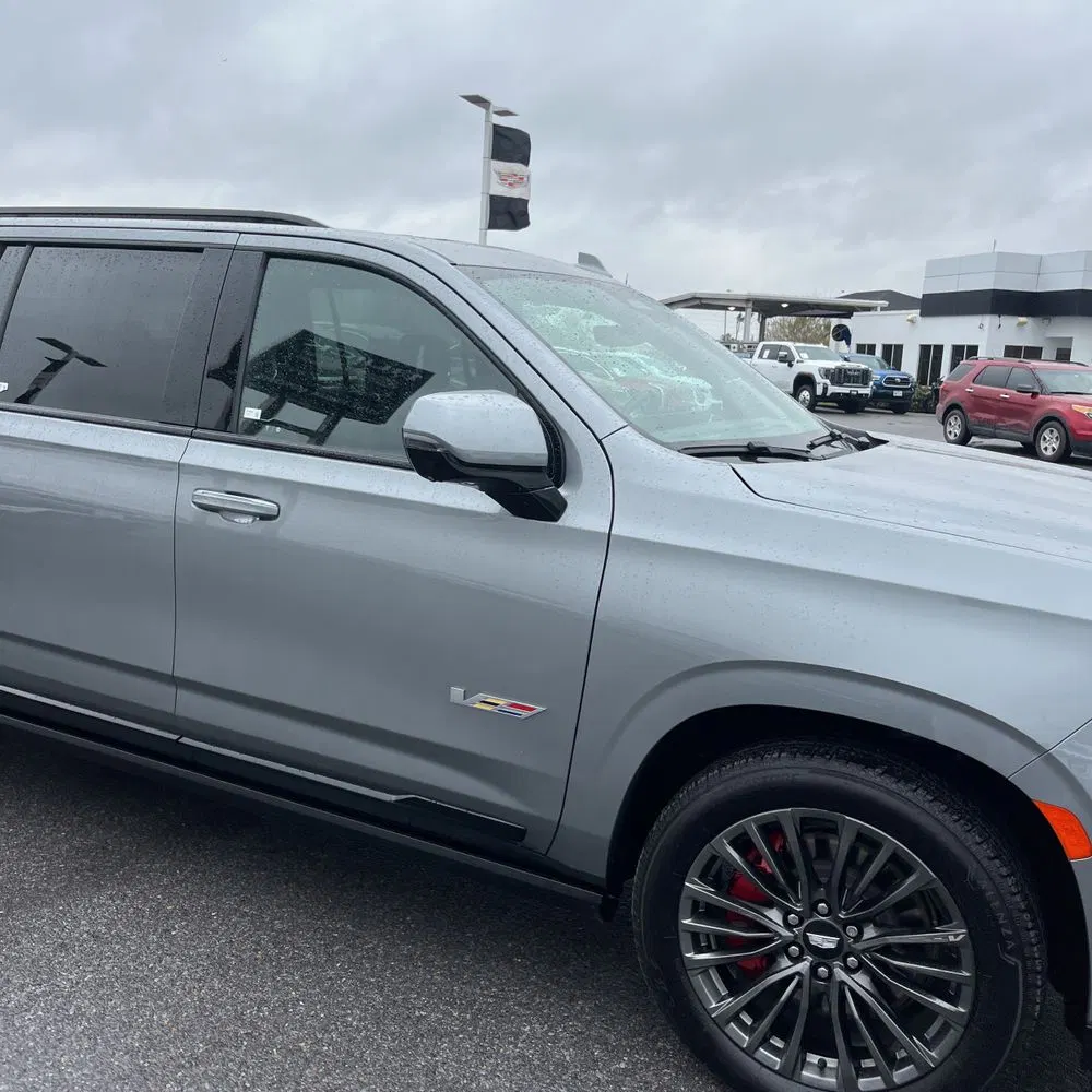 2023 Cadillac Escalade-V ESV Base
