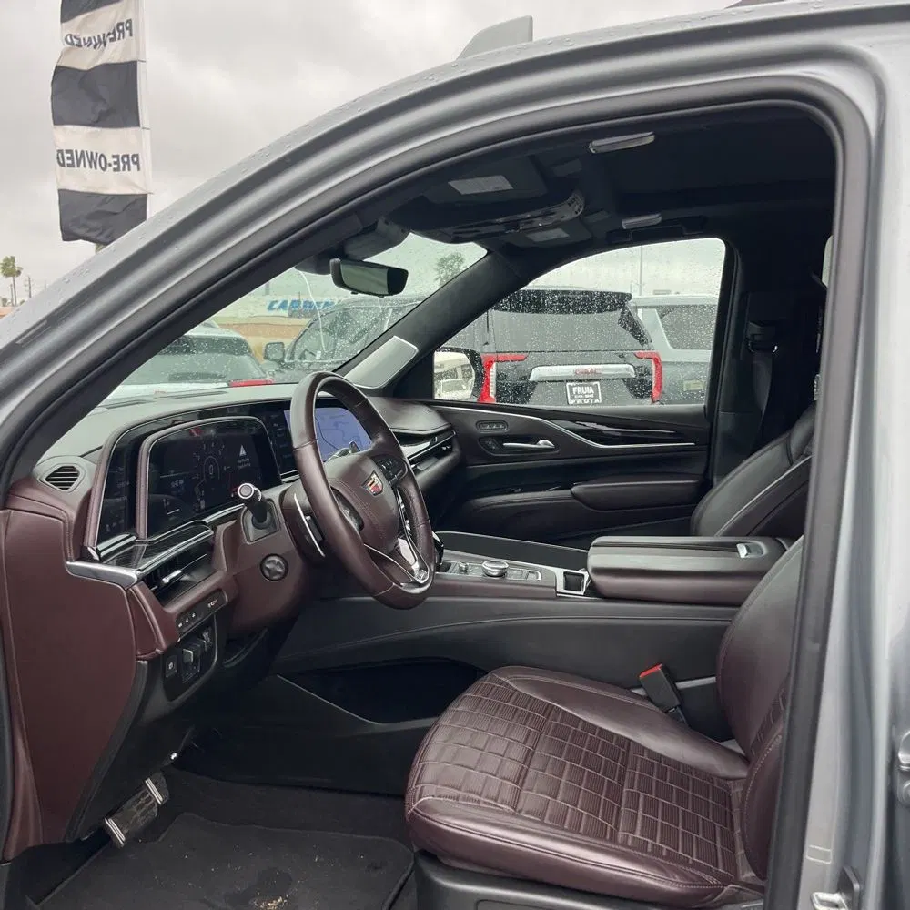 2023 Cadillac Escalade-V ESV Base