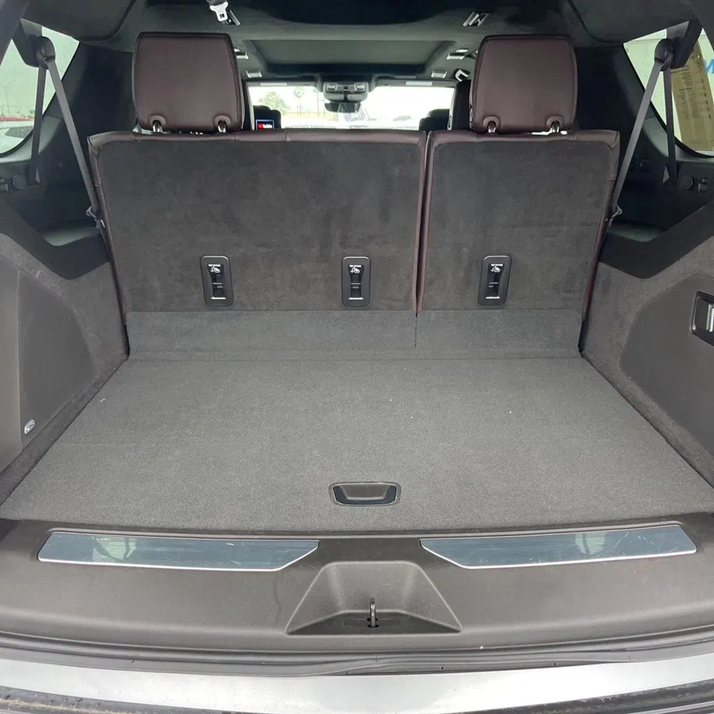 2023 Cadillac Escalade-V ESV Base