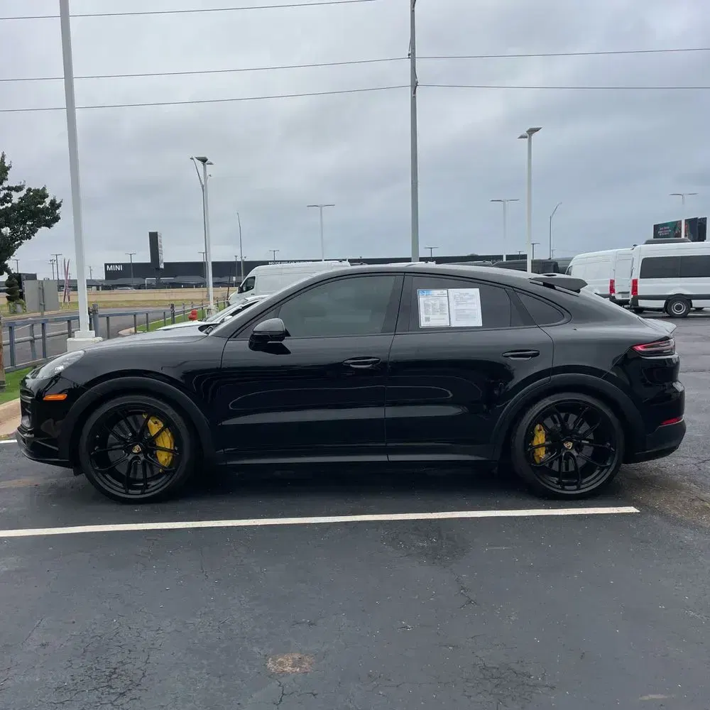 2022 Porsche Cayenne Turbo GT