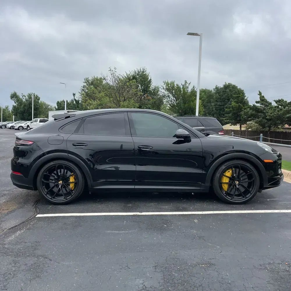 2022 Porsche Cayenne Turbo GT