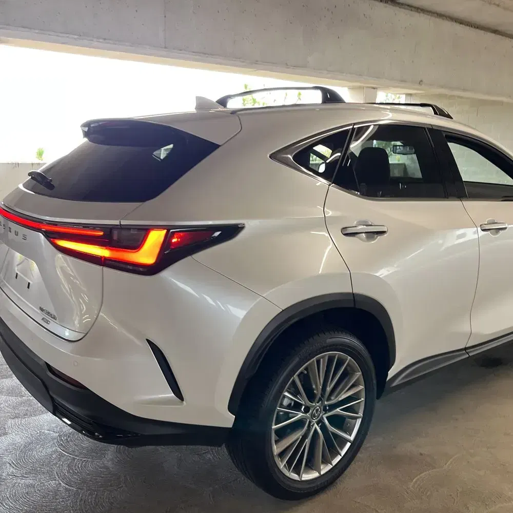 2023 Lexus NX 350h Luxury