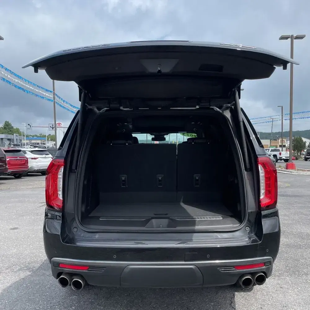 2023 GMC Yukon AT4