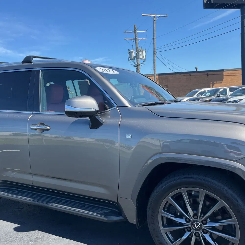 2023 Lexus LX 600 F SPORT Handling