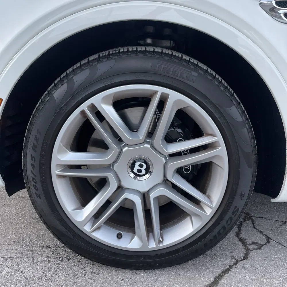 2020 Bentley Bentayga Hybrid