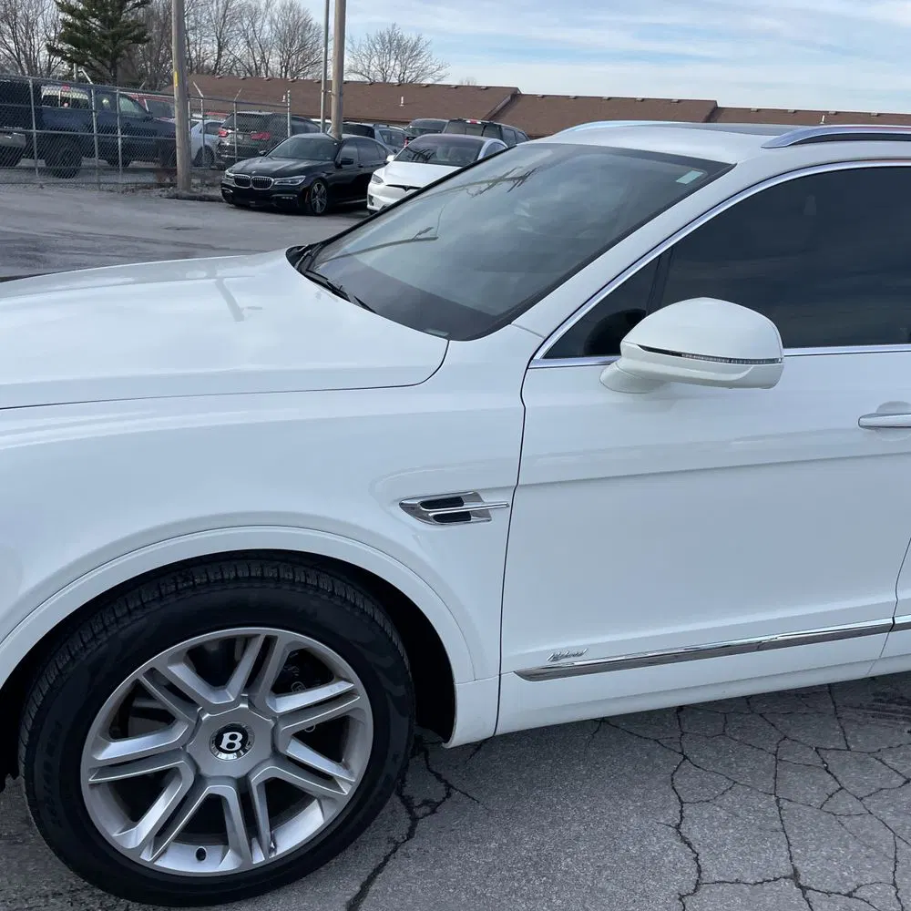2020 Bentley Bentayga Hybrid
