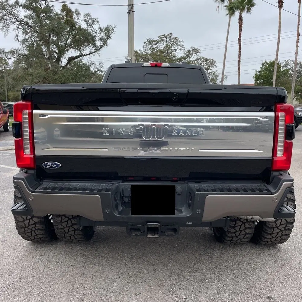 2023 Ford F-450 Super Duty King Ranch